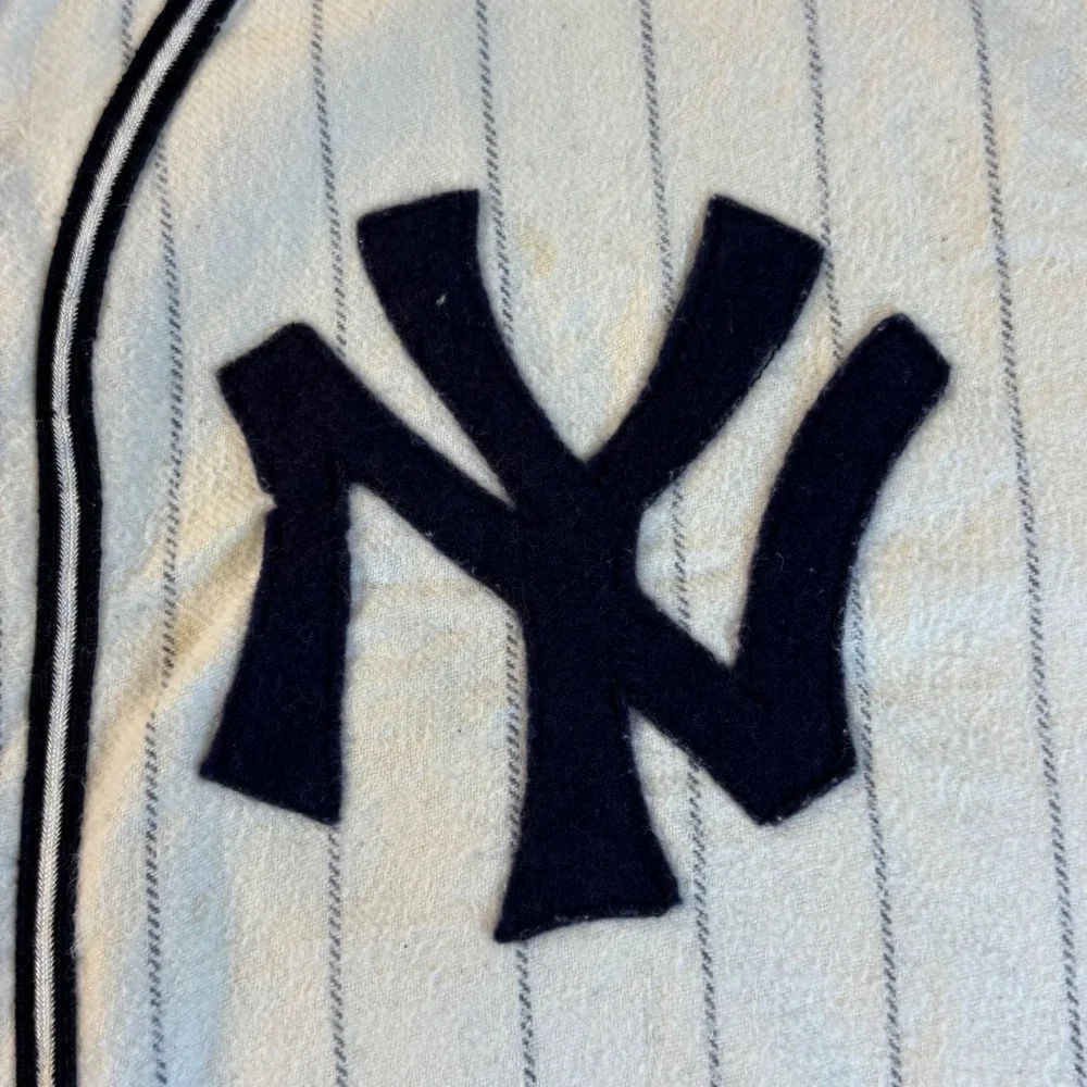 Vintage 1960s post New York Yankees baseball uniform youth large mlb pinstripes